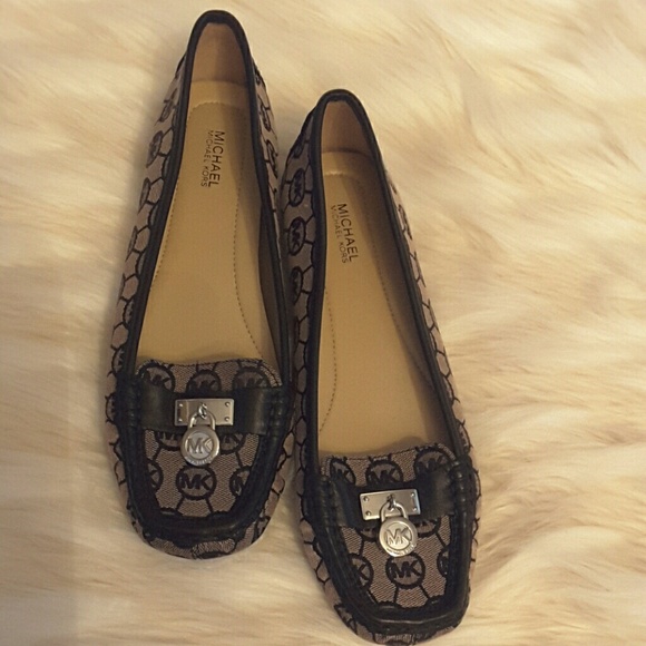 Michael kors flat - Picture 2 of 7